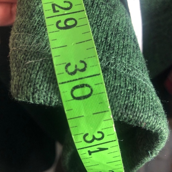 Mens Green Sweater. NEW. Size 2X. Devon and Jones. New with tag. - Picture 4 of 10